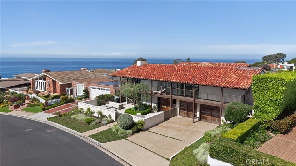 8 Monarch Bay Drive - Photo 1