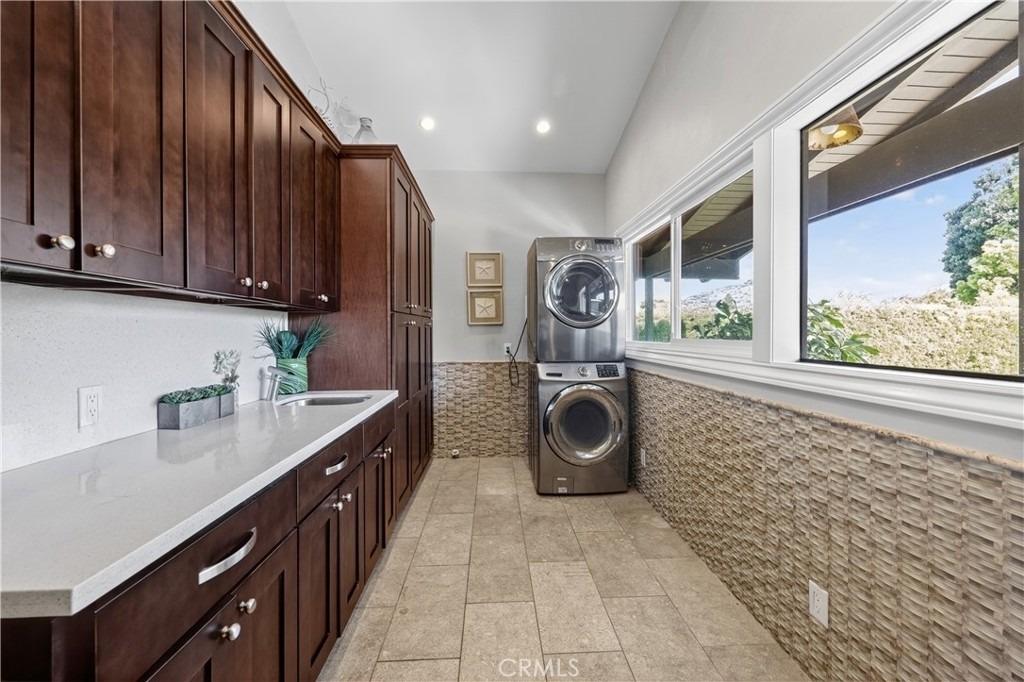 8 Monarch Bay Drive - Photo 31
