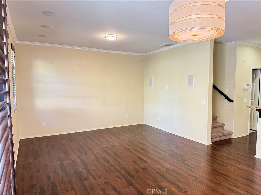 10510 Maple - Photo 4