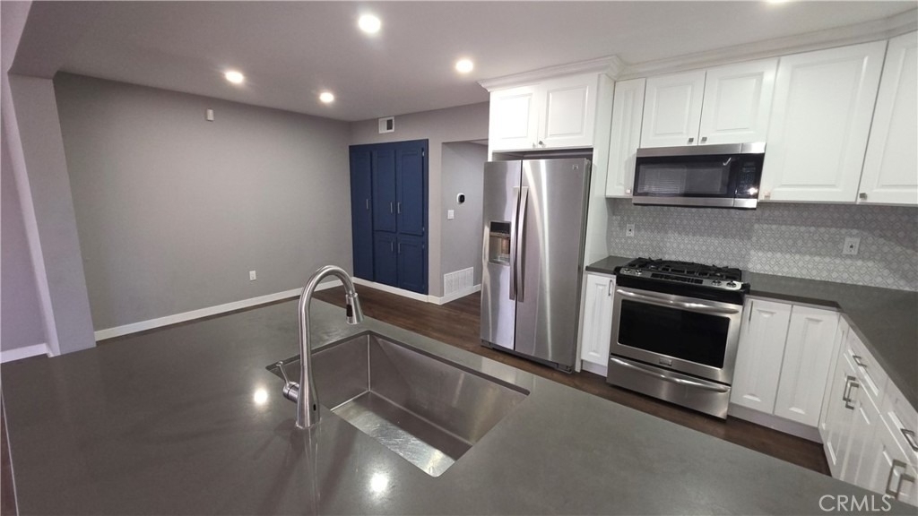 9840 Amsdell - Photo 5
