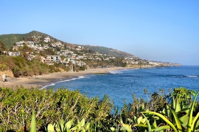 279 Avenida Carmel - Photo 32