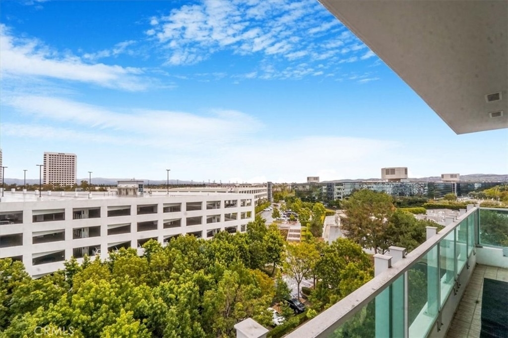 3141 Michelson - Photo 30