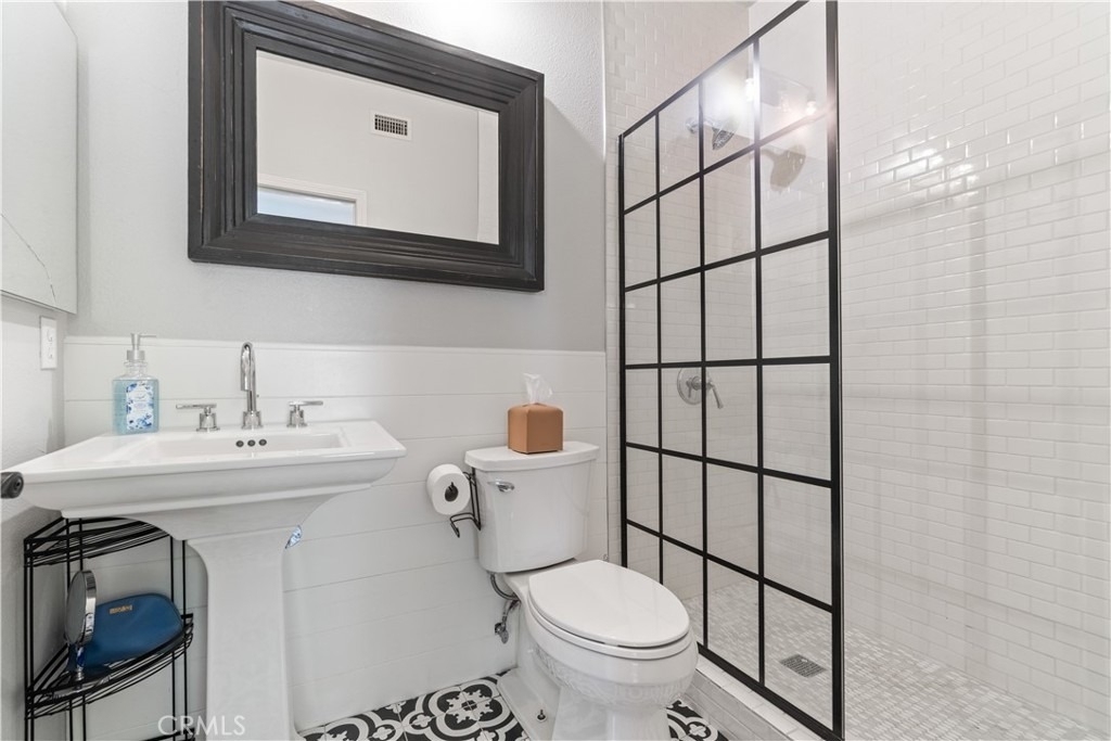 11 Willowglade - Photo 21
