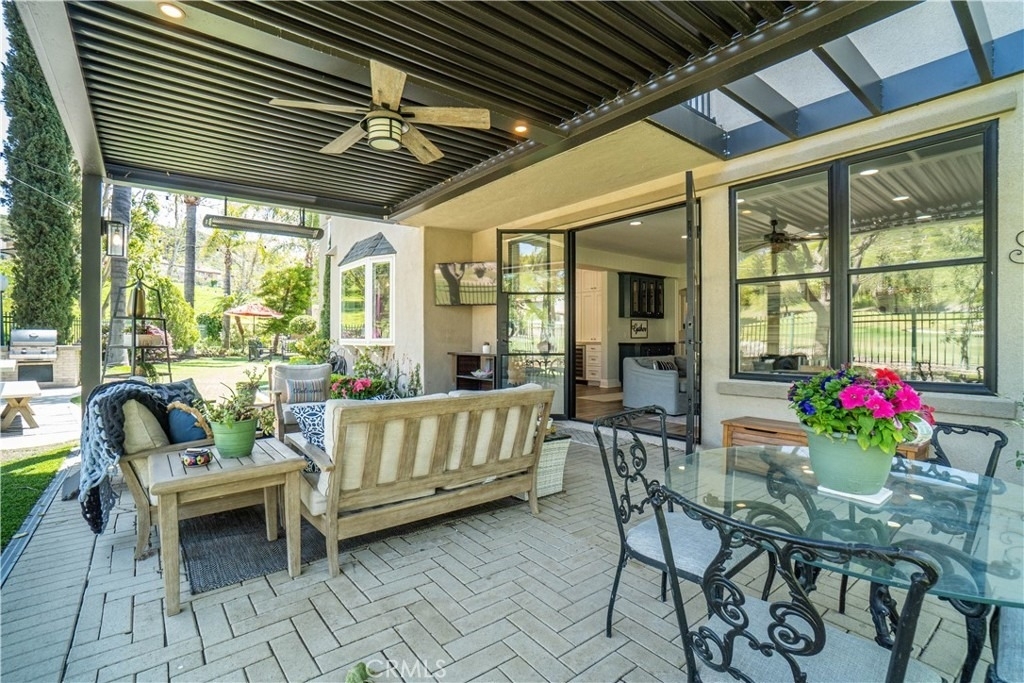 11 Willowglade - Photo 43