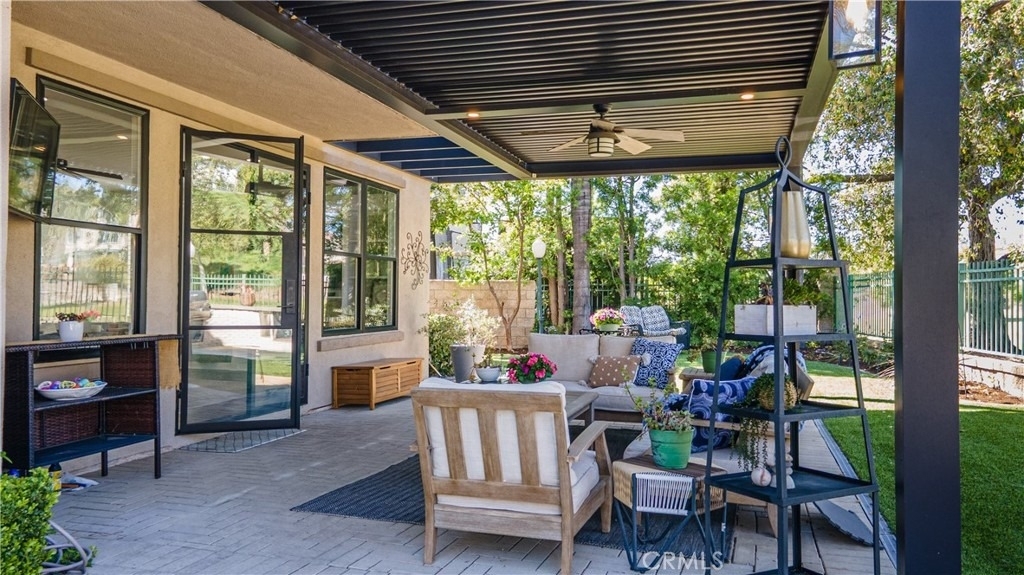 11 Willowglade - Photo 44