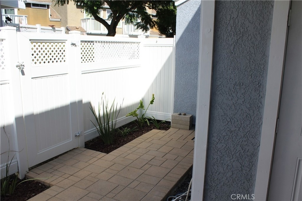 45 Briarwood - Photo 22