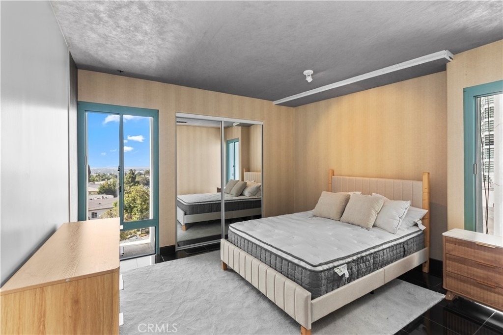 10336 Wilshire - Photo 16
