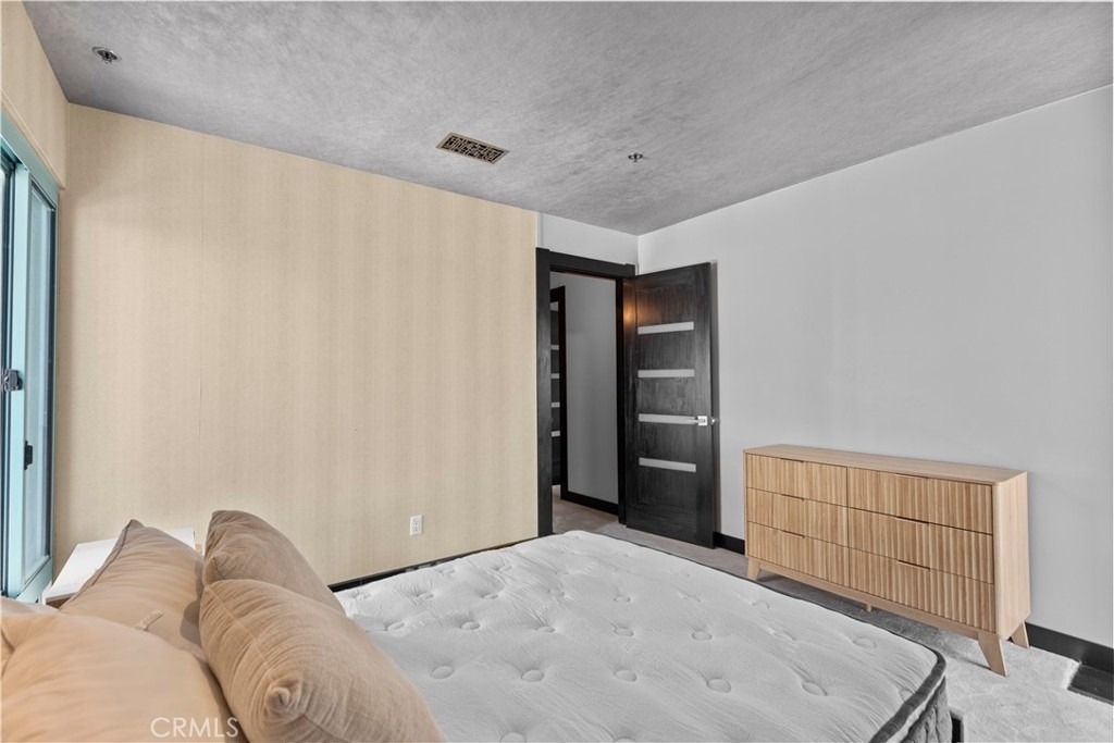 10336 Wilshire - Photo 17