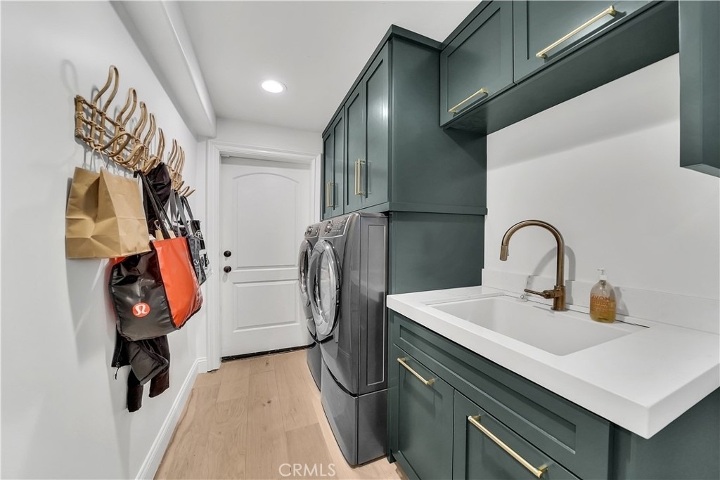 412 Acacia Avenue - Photo 14