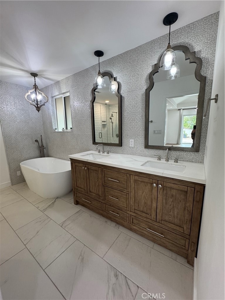 380 Mira Loma Pl - Photo 9