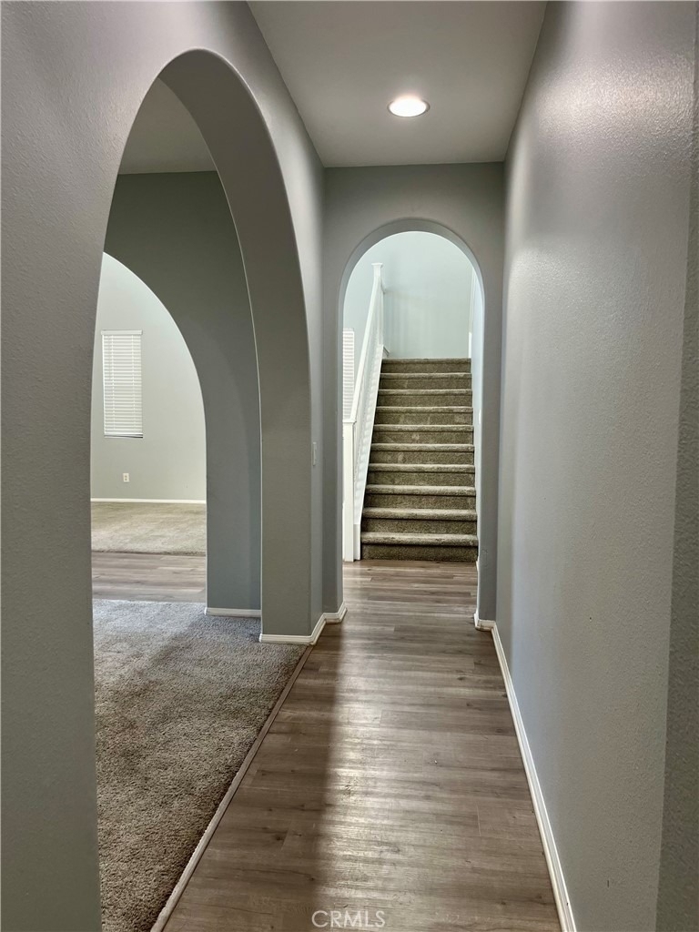 27903 Crescent Court - Photo 7