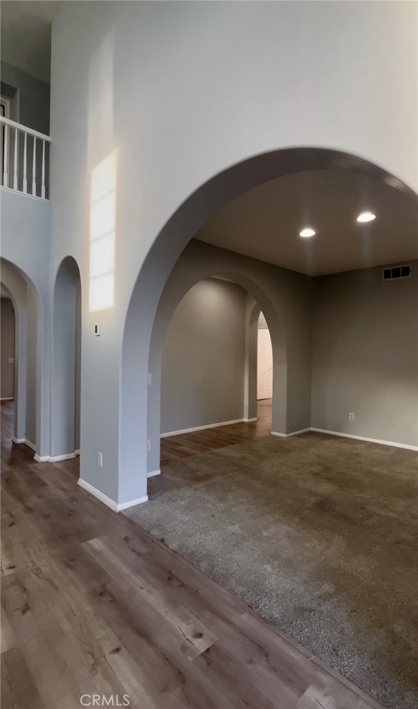 27903 Crescent Court - Photo 6