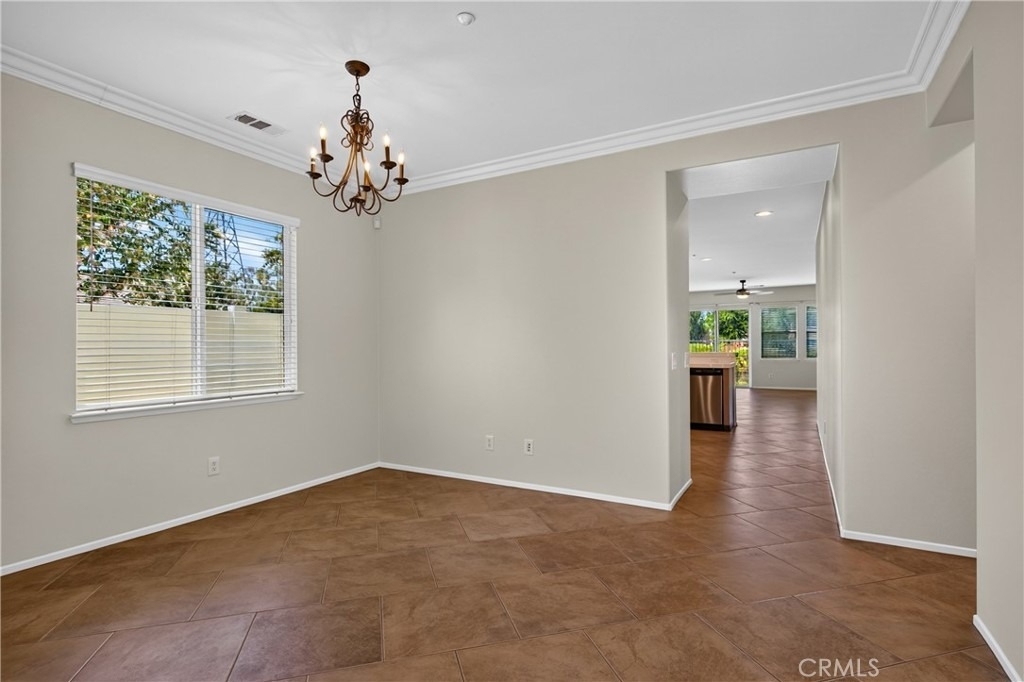 11018 Veach - Photo 3