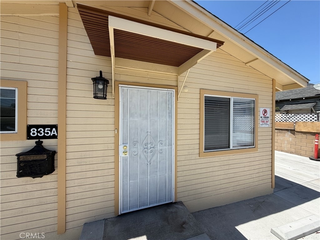 835 Pepper Way - Photo 2