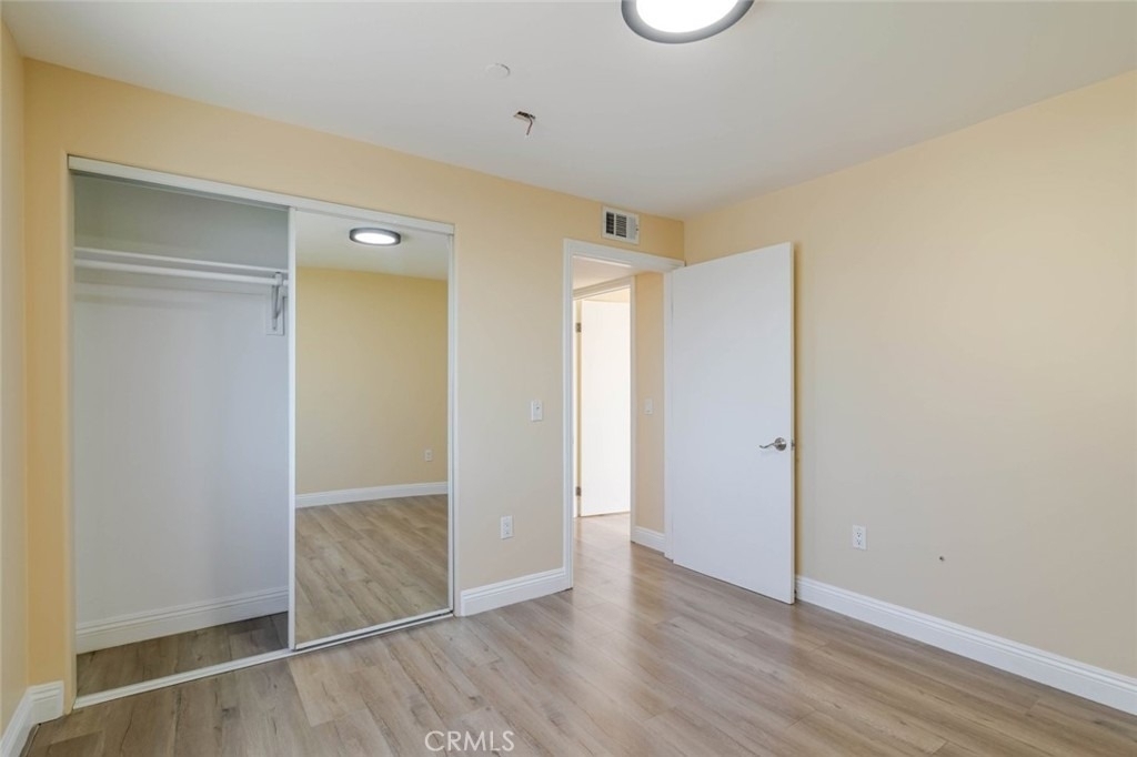 1466 Tamarind Avenue - Photo 8