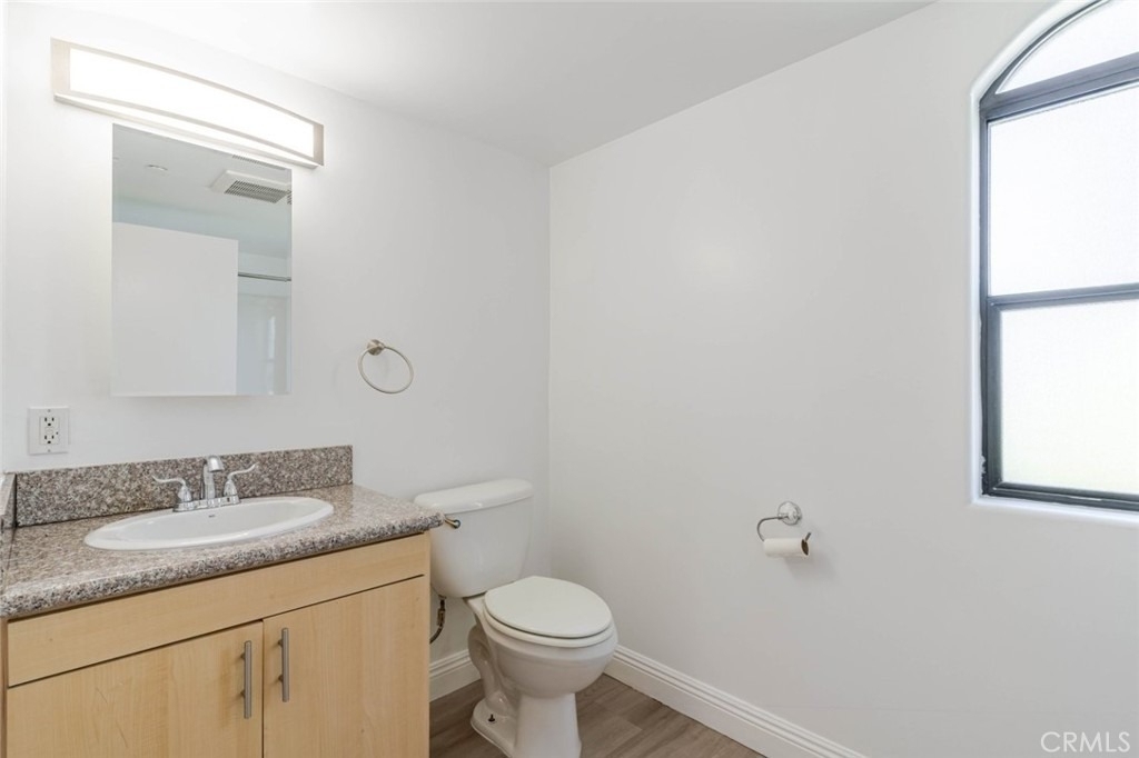 1466 Tamarind Avenue - Photo 12