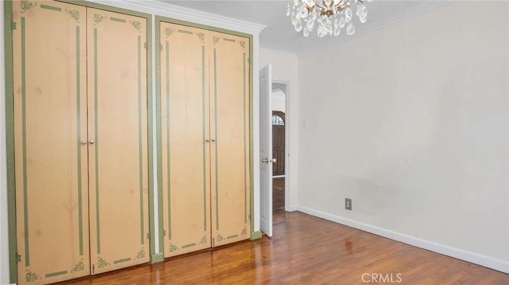 2620 Commodore - Photo 6