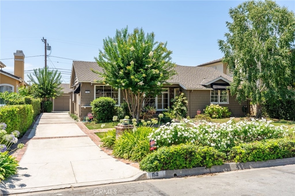 152 W Pamela Road - Photo 0