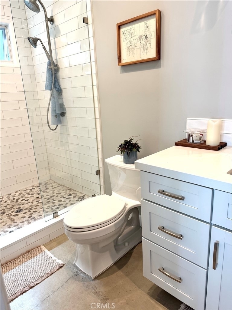 1820 1/2 S Wooster Street - Photo 8