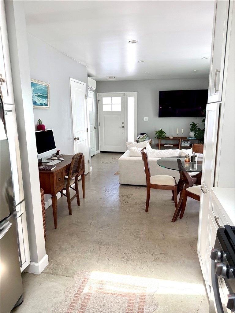 1820 1/2 S Wooster Street - Photo 13