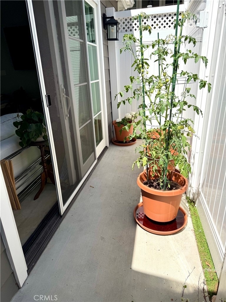 1820 1/2 S Wooster Street - Photo 20