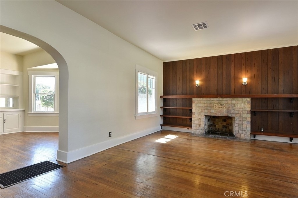 470 W Center Street - Photo 1