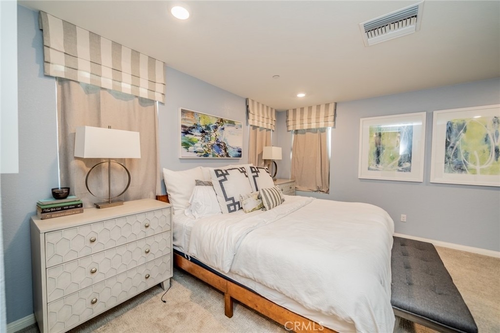 1617 Honeysuckle Place - Photo 15