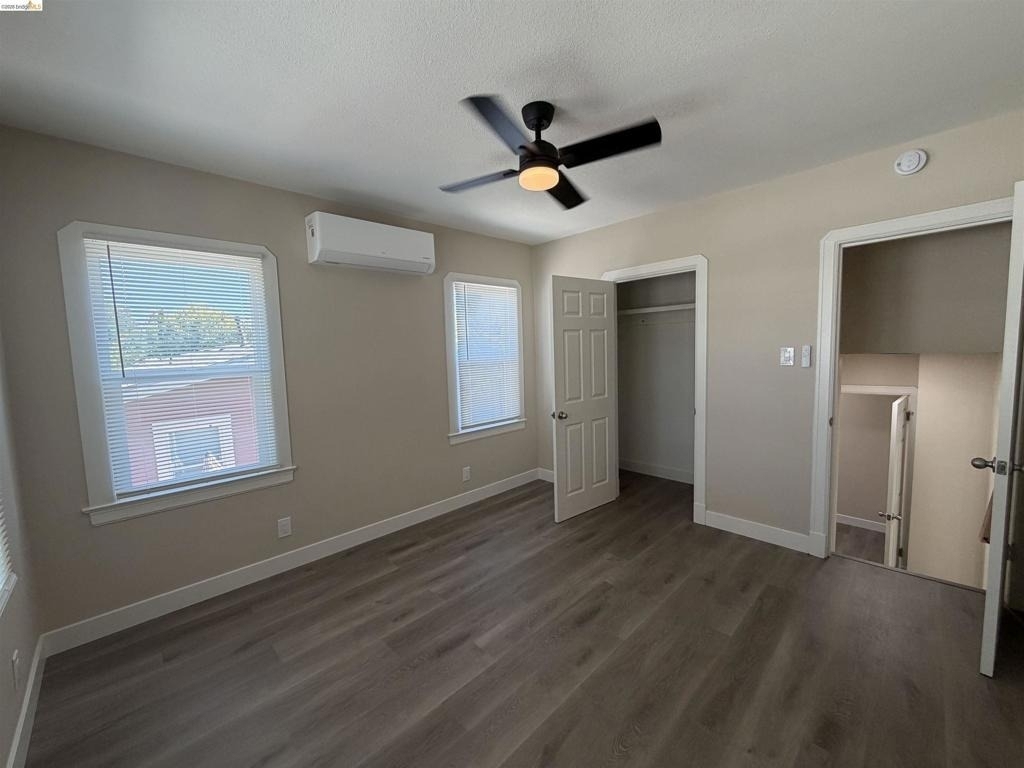1225 Pine St - Photo 3