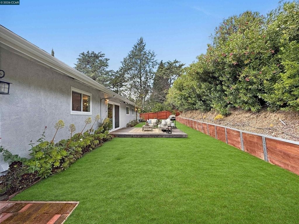 8 Cherry Hills Court - Photo 23