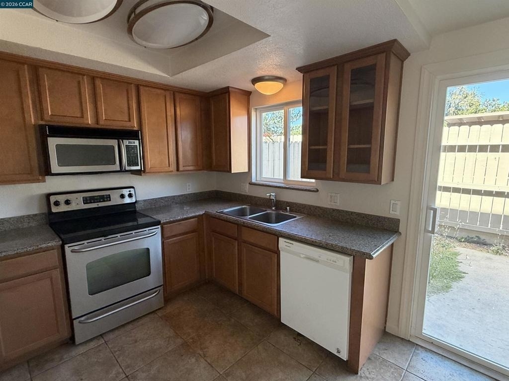 1177 Norwegian Ave - Photo 14