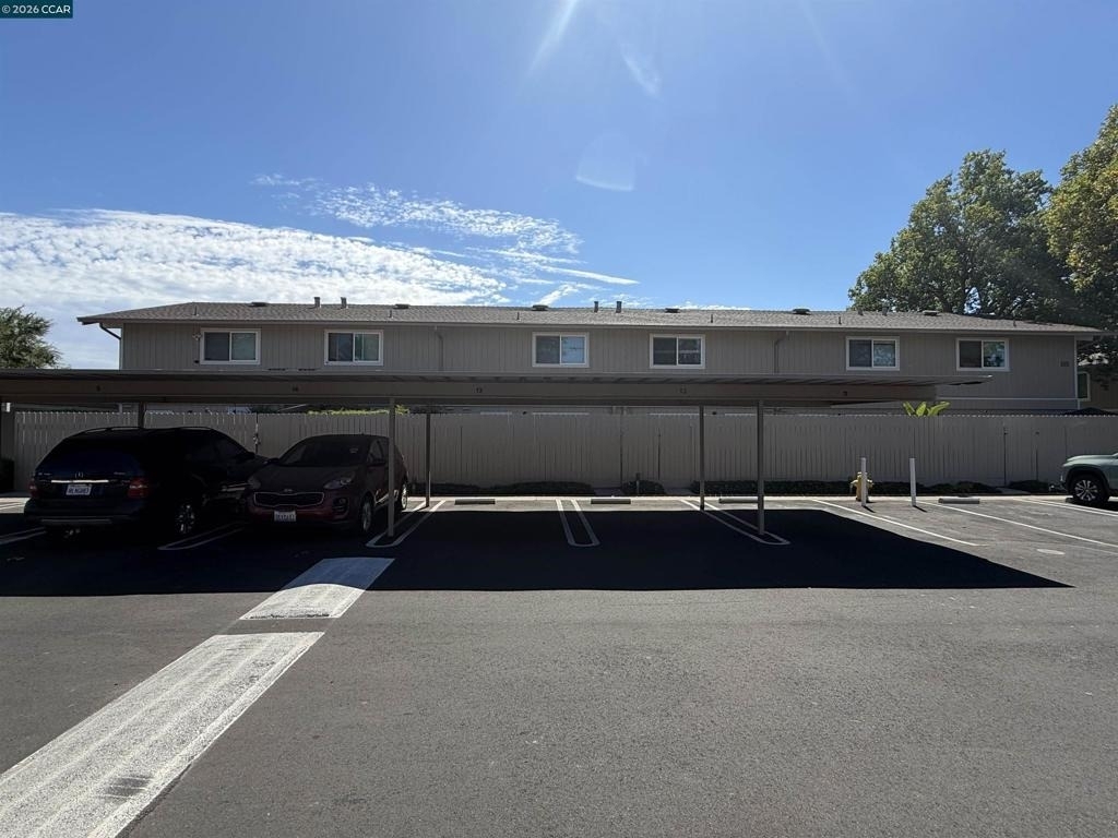 1177 Norwegian Ave - Photo 2