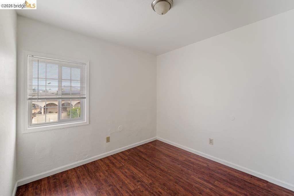 402 Bissell - Photo 9