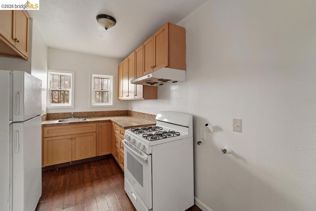 402 Bissell - Photo 8