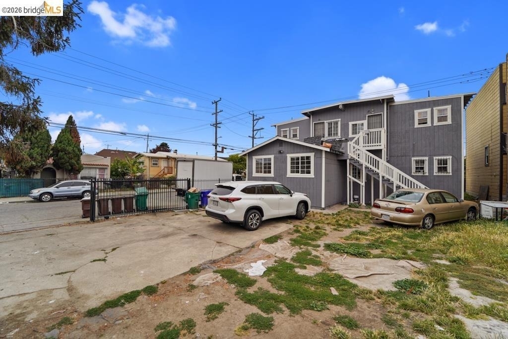 400 Bissell Ave - Photo 6