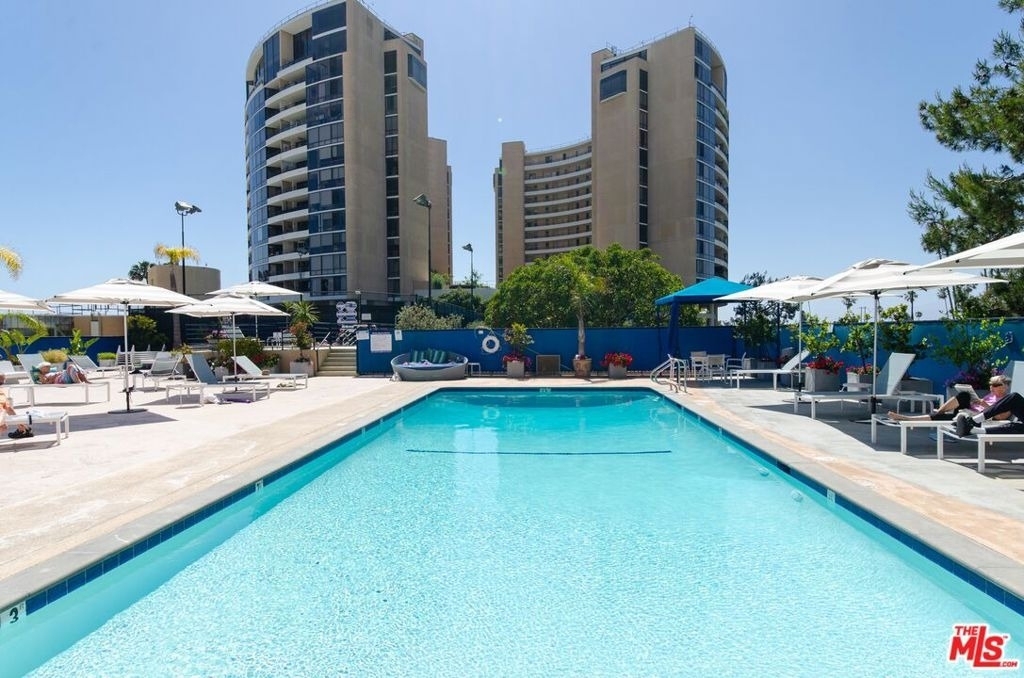 4335 Marina City - Photo 2