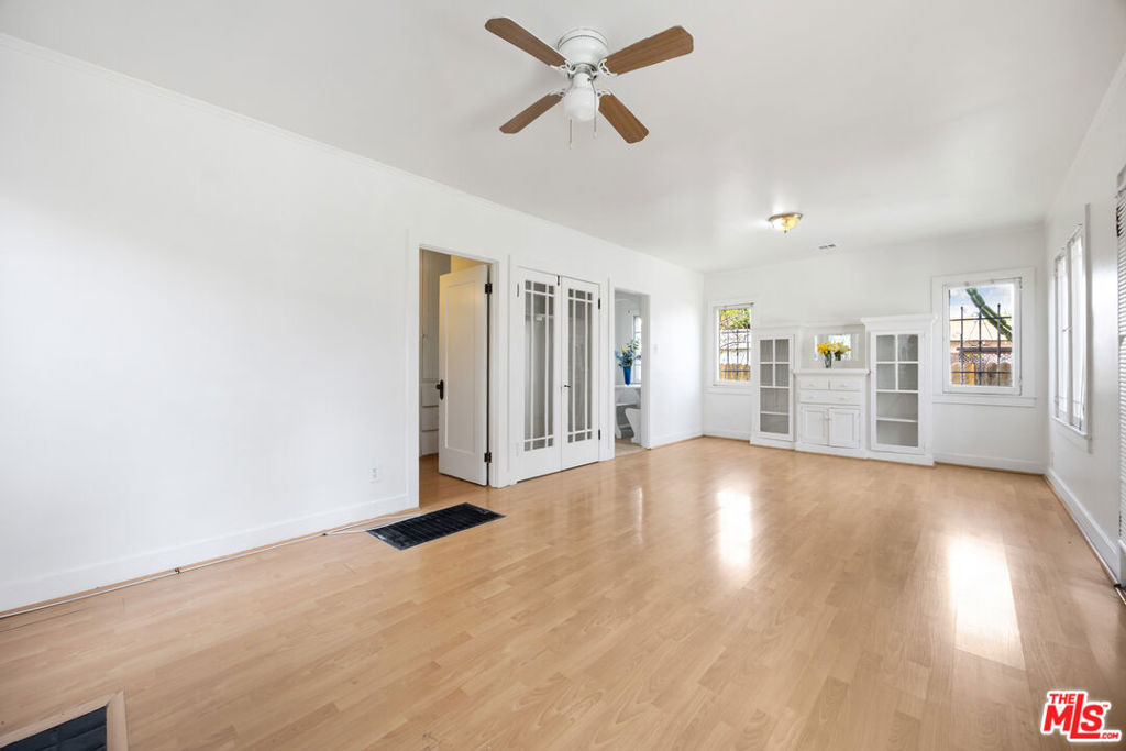 1712 1/2 W 39th Street - Photo 1