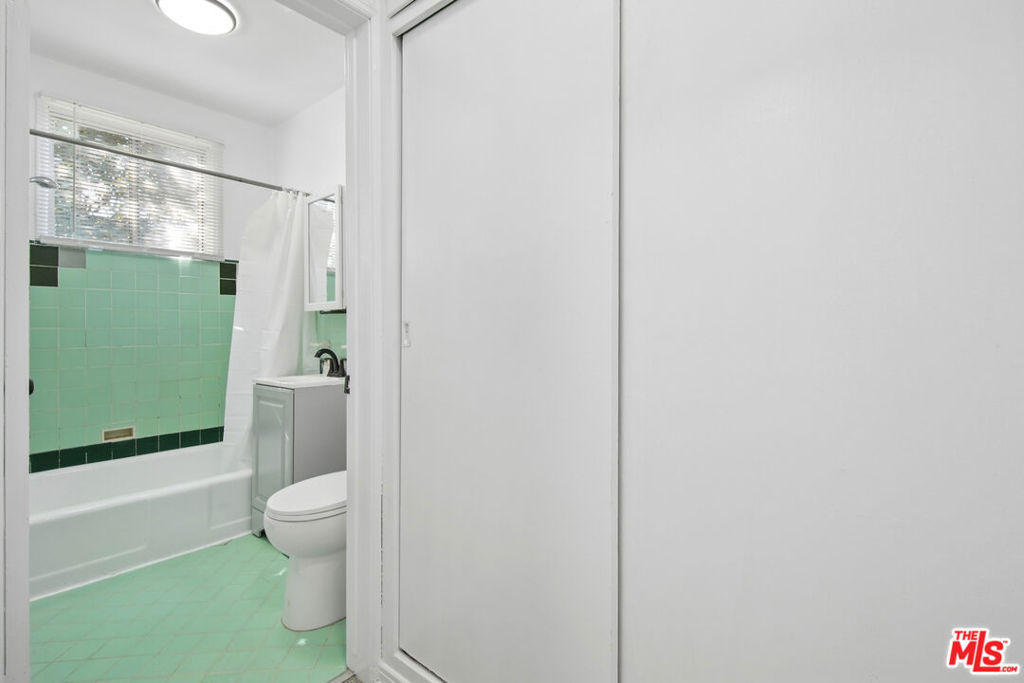 4010 Los Feliz Boulevard - Photo 9
