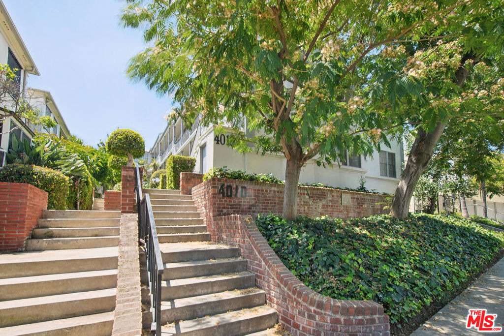 4010 Los Feliz Boulevard - Photo 11