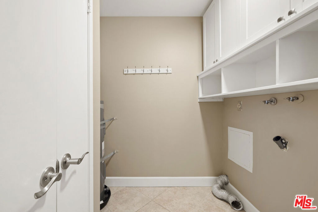 1685 E Avenida De Las Flores - Photo 12