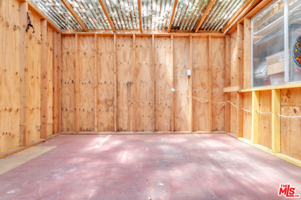 419 N. N Van Ness Avenue - Photo 23