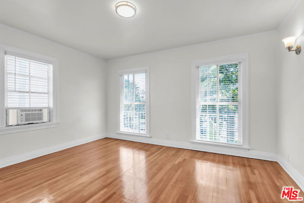 419 N. N Van Ness Avenue - Photo 17