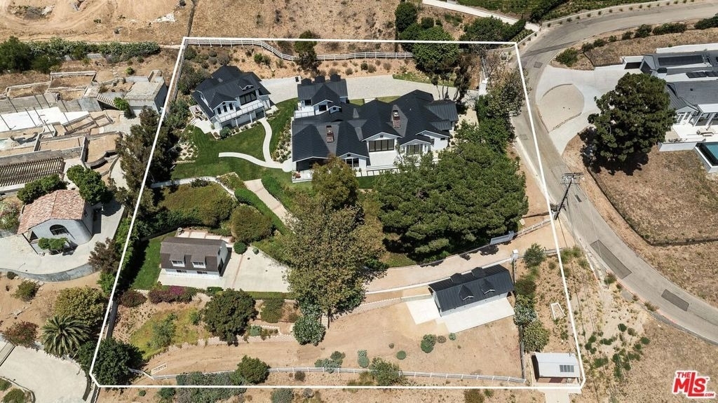 5561 Horizon Drive - Photo 39