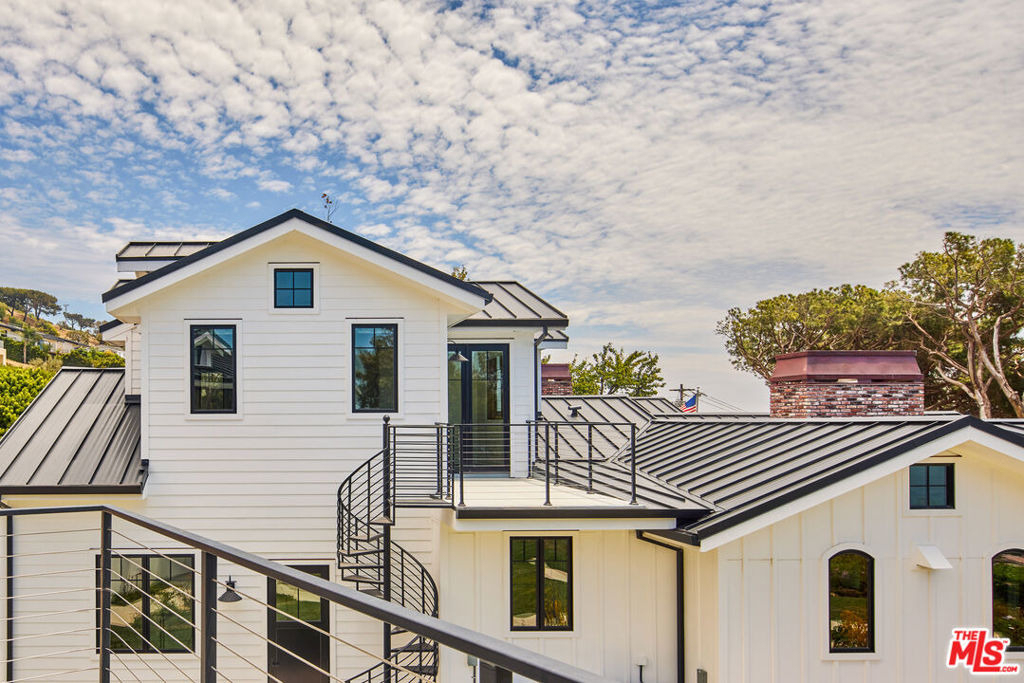 5561 Horizon Drive - Photo 23