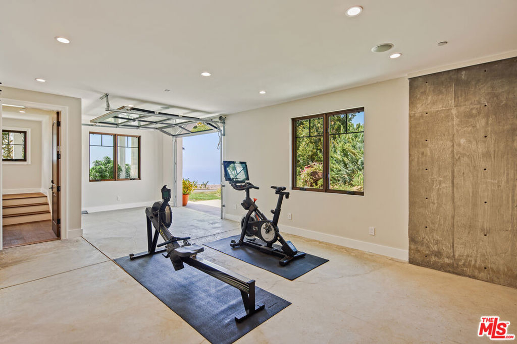 5561 Horizon Drive - Photo 31