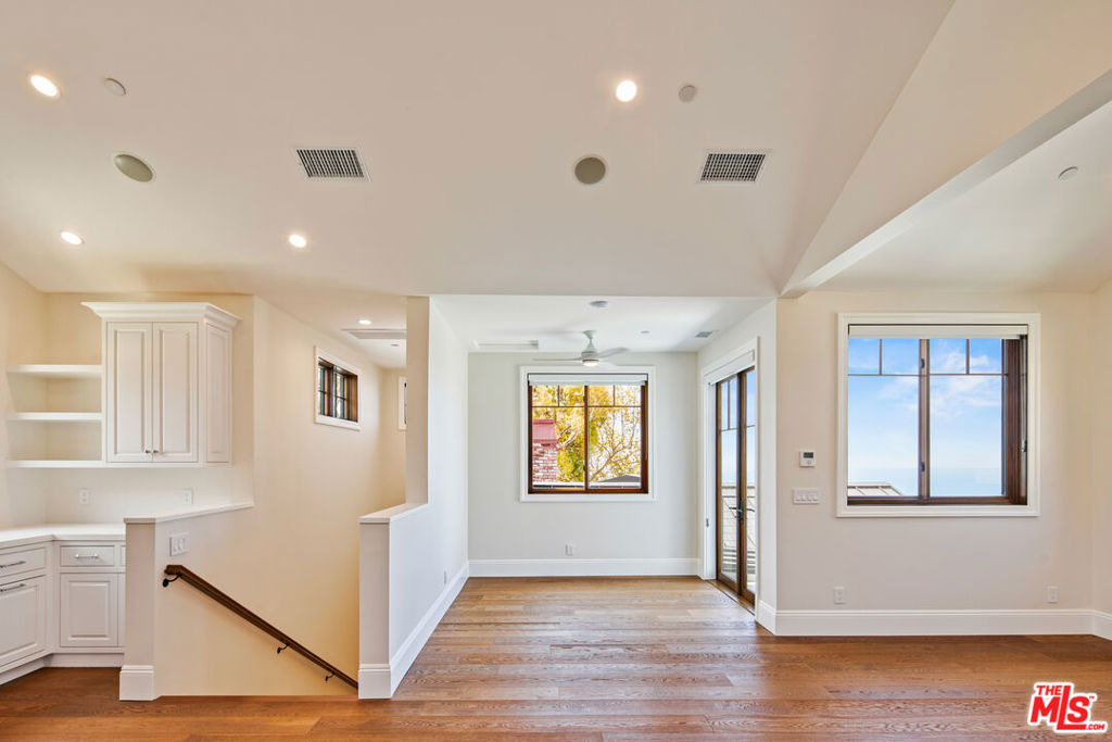 5561 Horizon Drive - Photo 21