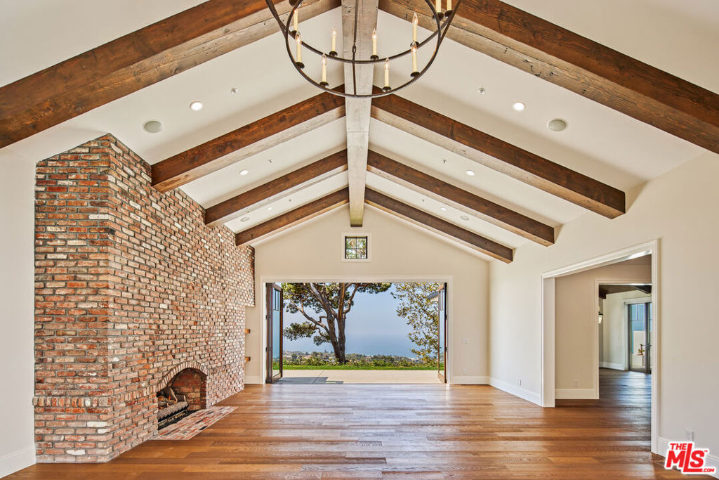 5561 Horizon Drive - Photo 2