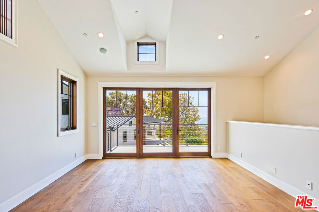 5561 Horizon Drive - Photo 27