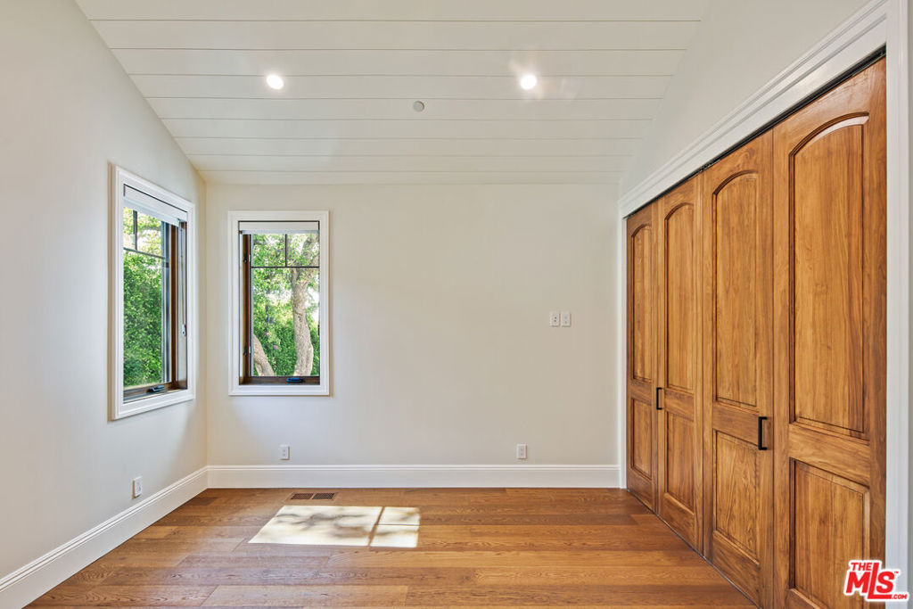 5561 Horizon Drive - Photo 18