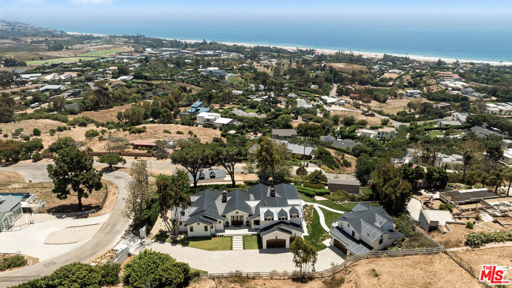 5561 Horizon Drive - Photo 40