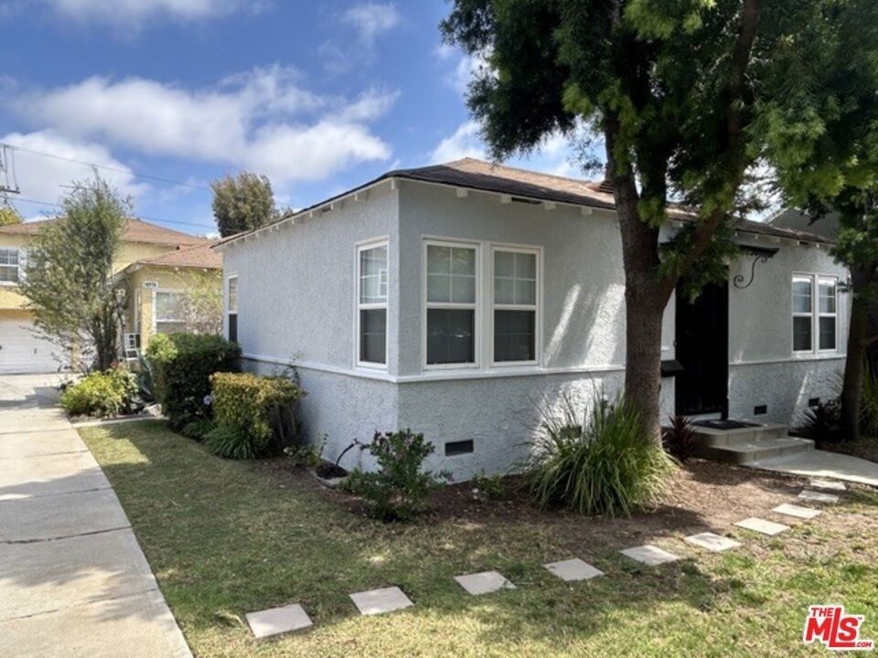 10574 Ayres Avenue - Photo 12